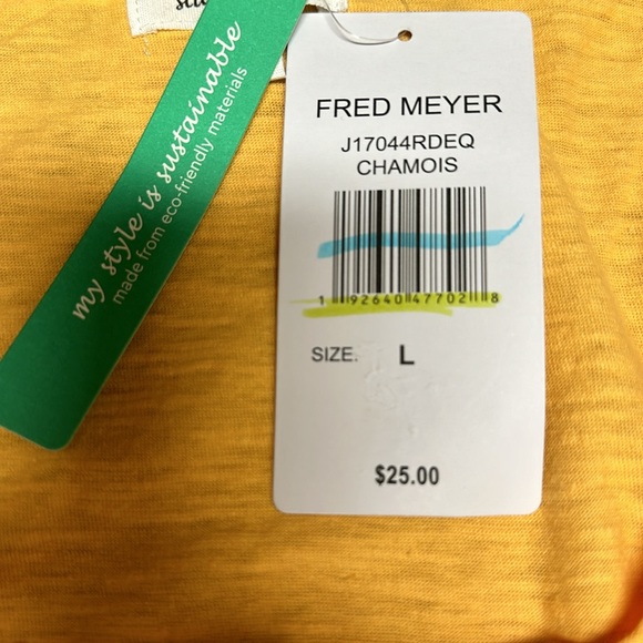 Stitch & Pine EZwear Square Neck Curved Hem Tee Chamois Crop Top NWT - Picture 6 of 7